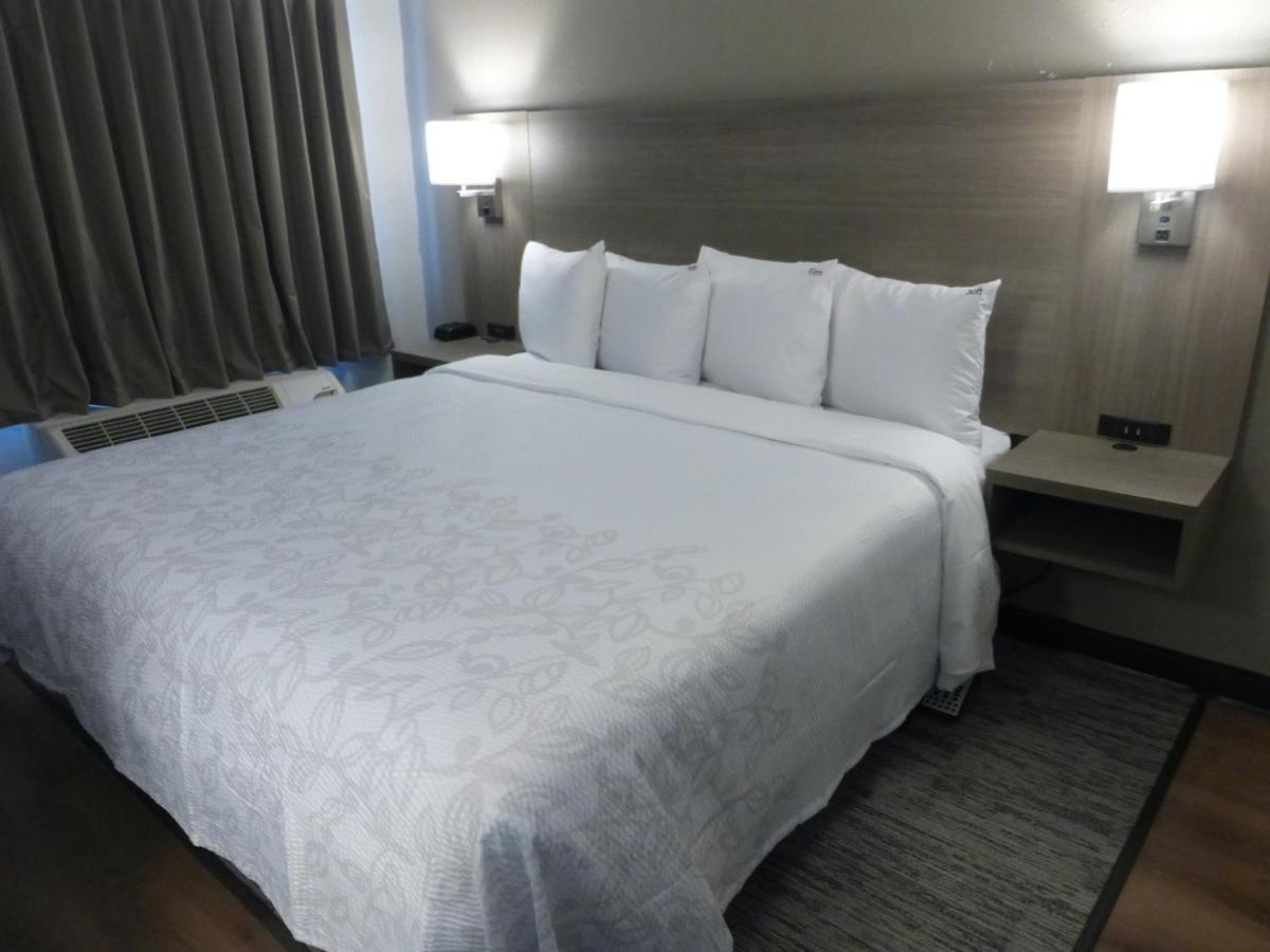 Red Roof Inn Bourbonnais المظهر الخارجي الصورة