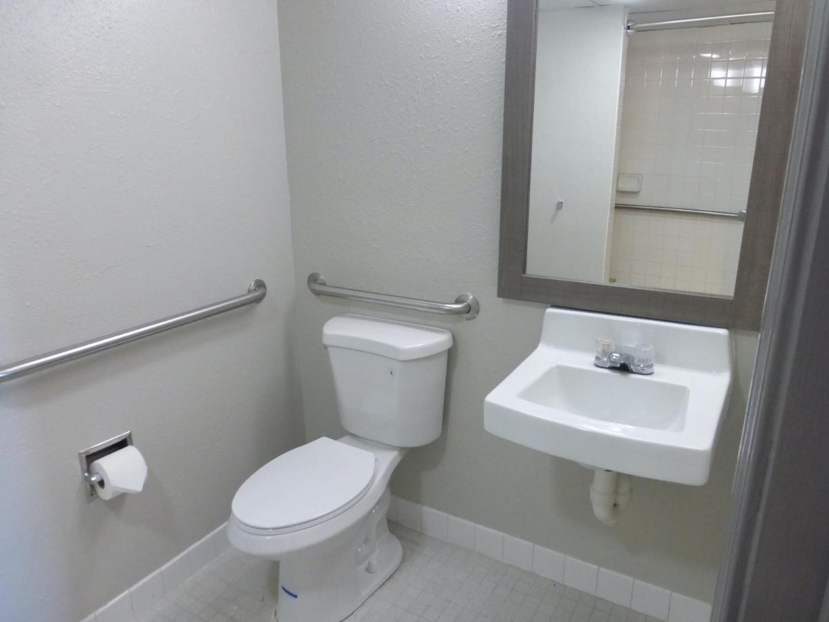 Red Roof Inn Bourbonnais المظهر الخارجي الصورة