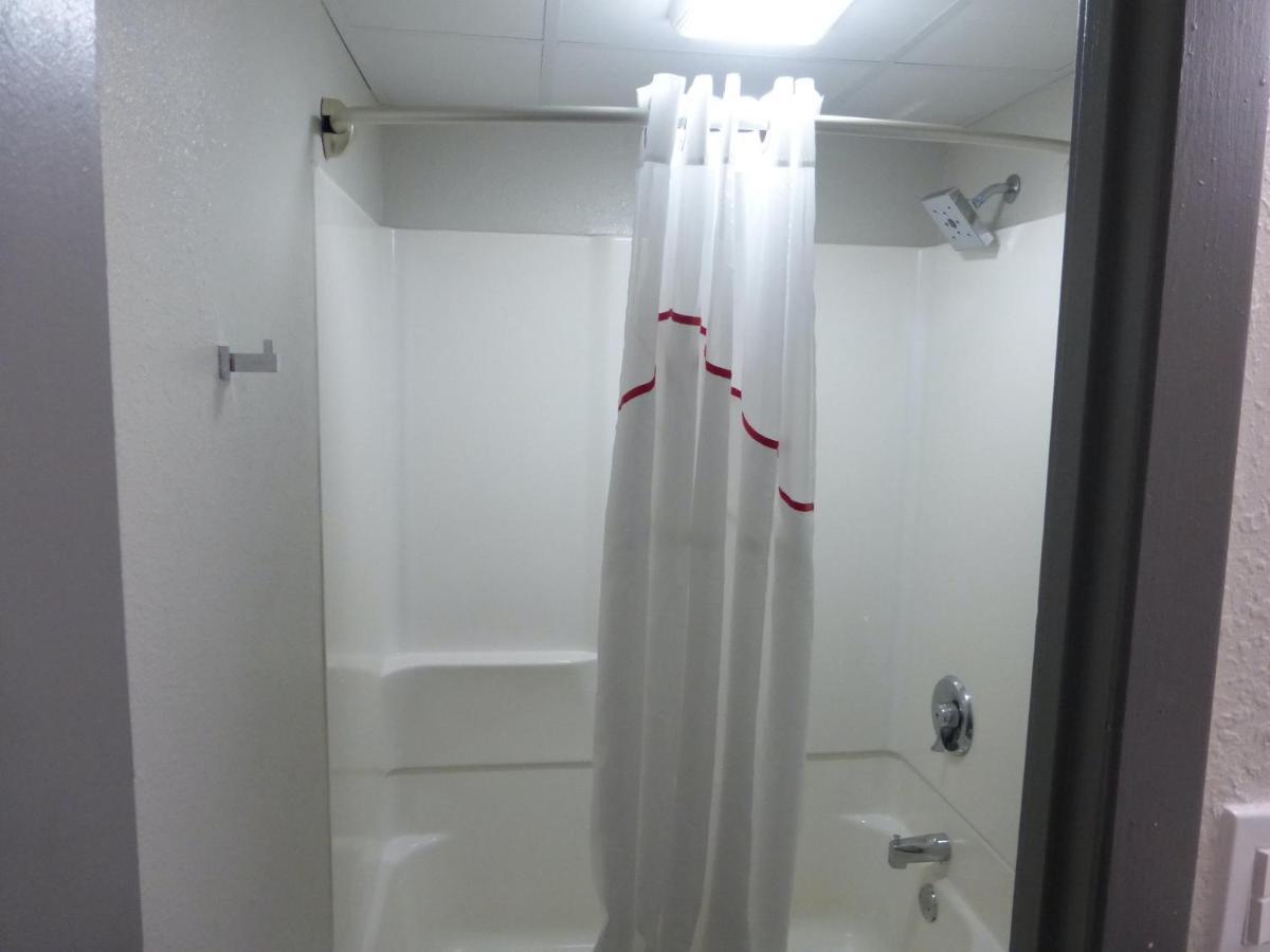 Red Roof Inn Bourbonnais المظهر الخارجي الصورة